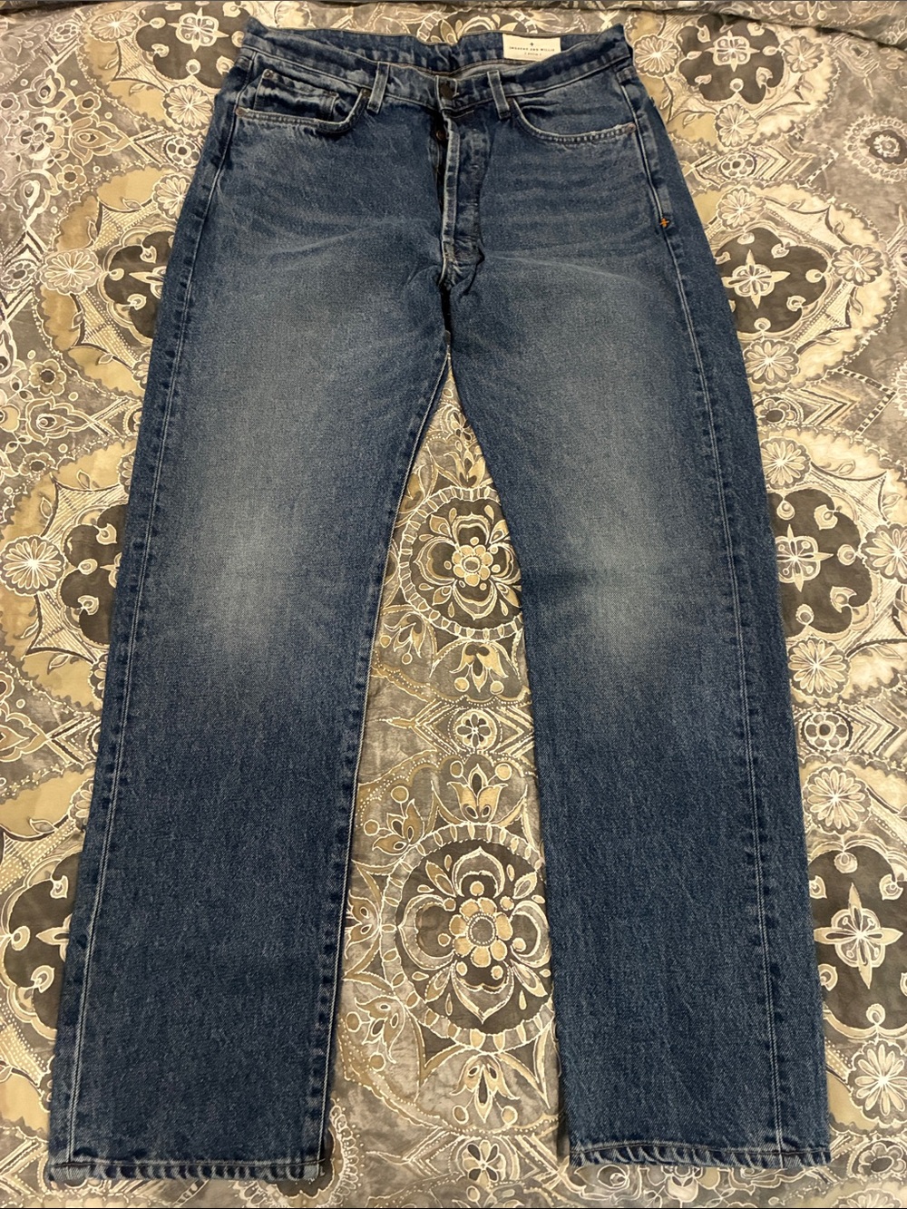 imogene + willie russell jeans in altona wash